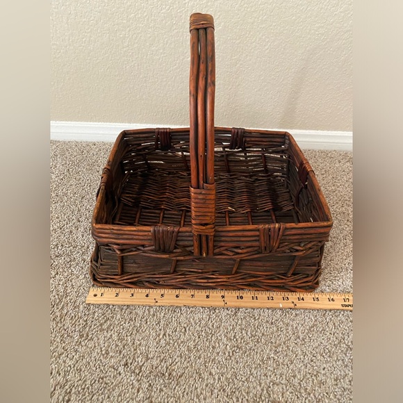 Basket - Picture 2 of 13
